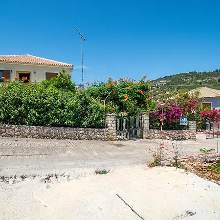 Apartment Captain Spiros Delfino *