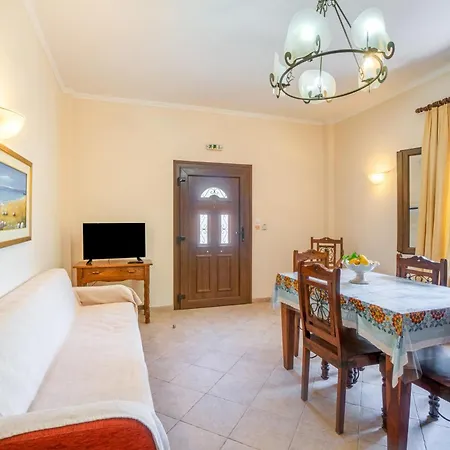Apartment Captain Spiros Delfino Gaios